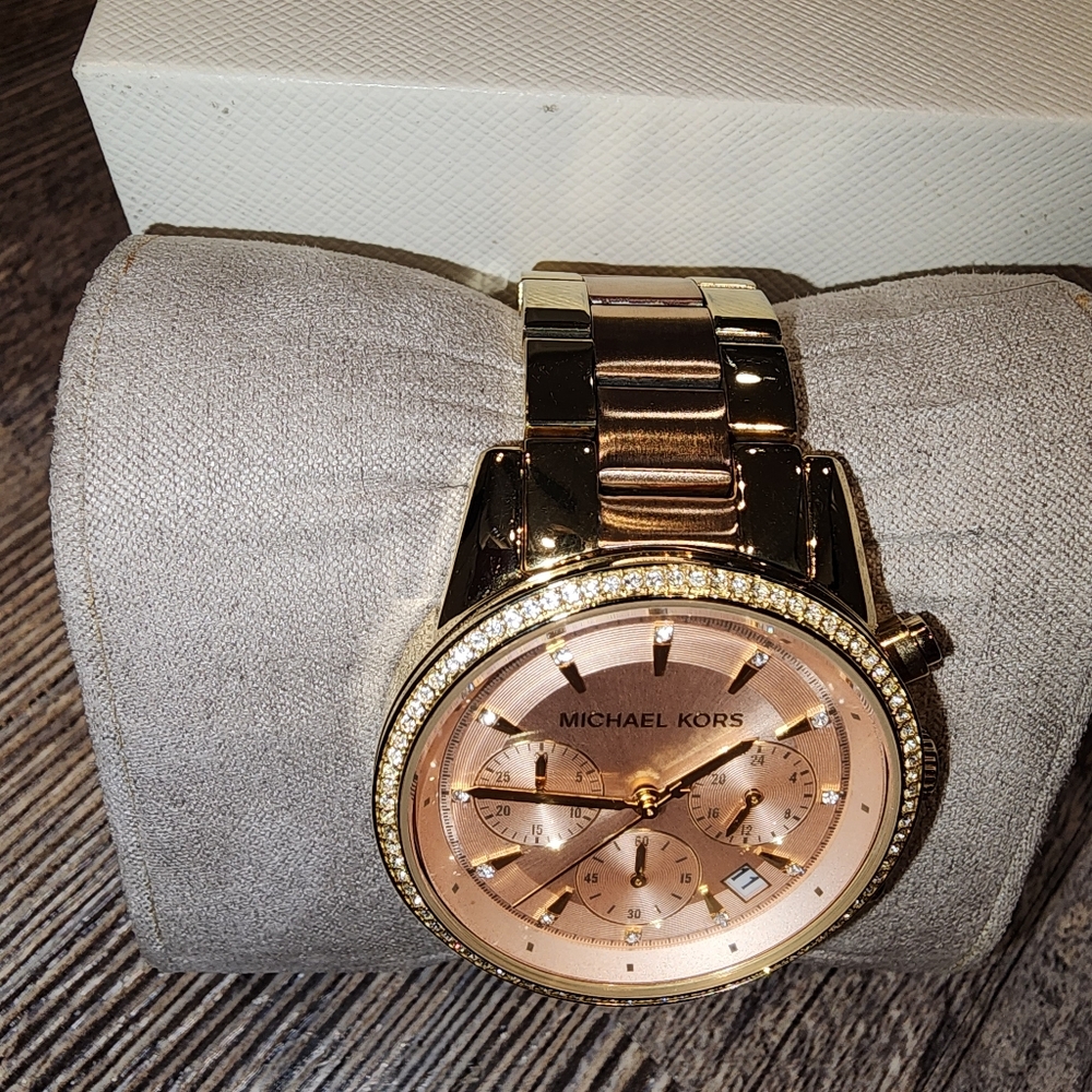 Michael kors watch - Picture 3 of 13